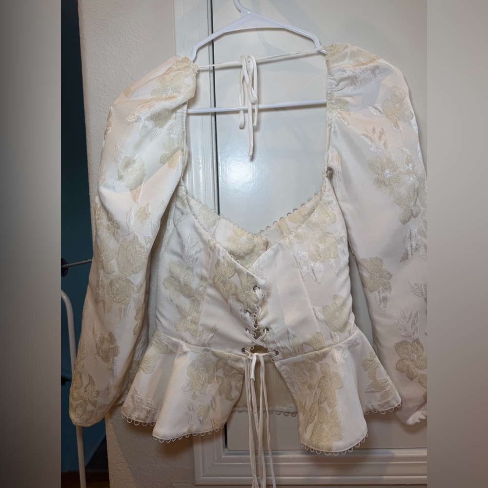 NWOT V Chapman Georgiana Top in Baroque Pearl Size Small - Picture 6 of 8